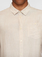 Afbeelding in Gallery-weergave laden, Knowledge Cotton Apparel - Linen Shirt Offwhite
